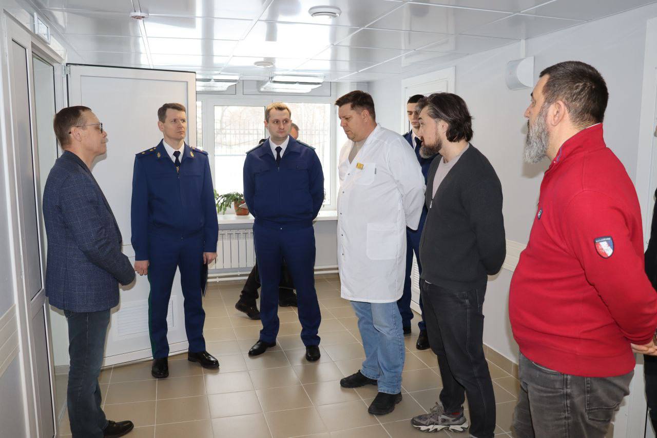 Прокурор края Виталий Степанов в рамках рабочей поездки осуществил проверку хода выполнения строительных и ремонтных работ на объектах здравоохранения Прокурор края Виталий Степанов в рамках рабочей поездки осуществил проверку хода выполнения строительных и ремонтных работ на объектах здравоохранения