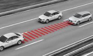 Соблюдение дистанции и бокового интервала – это одни из самых важных составляющих безопасности дорожного движения