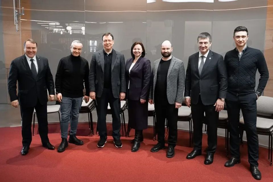 �������� ������ � ����������� ���� ��������� ������������