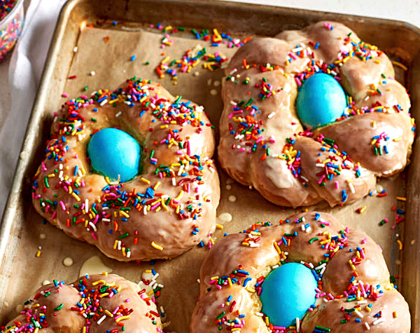 Пасхальные венки: Итальянские сдобные угощения с яичной изюминкой