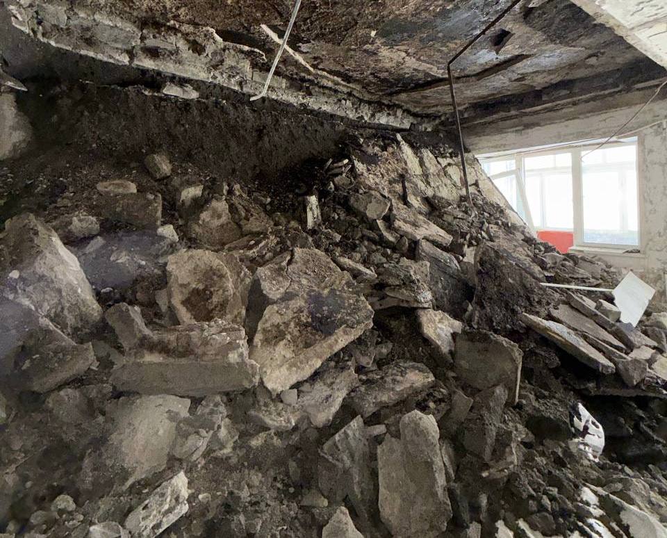 Прокуратура г. Комсомольска-на-Амуре провела проверку по факту обрушения стены жилого дома Прокуратура г. Комсомольска-на-Амуре провела проверку по факту обрушения стены жилого дома