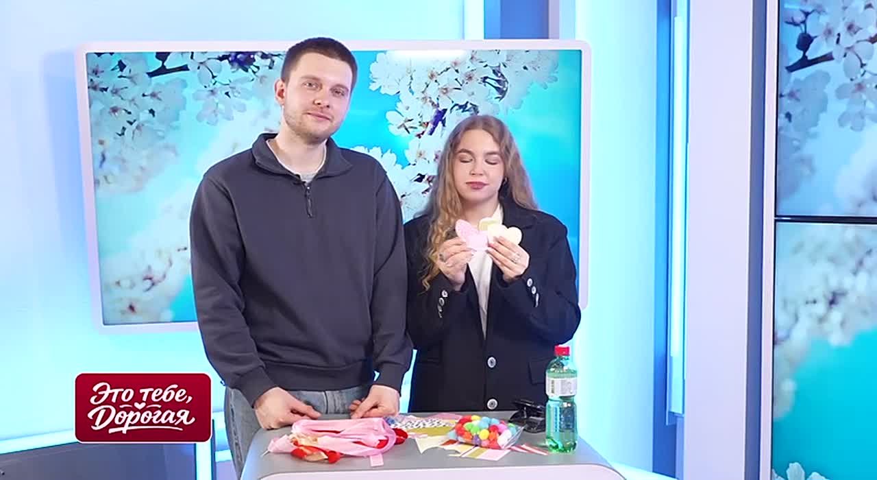 Что сейчас можно сделать на 1 000 рублей? Купить килограмм огурцов? Проехаться на такси от Северного до центра?