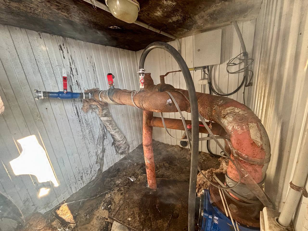 Неделю без воды сидят жители села Мирного Неделю без воды сидят жители села Мирного