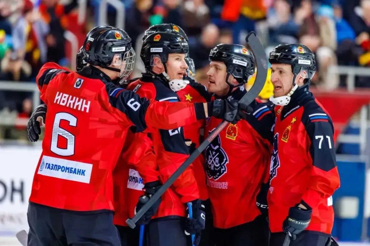 «СКА-Нефтяник» на домашнему льду одержал победу над «Водником»