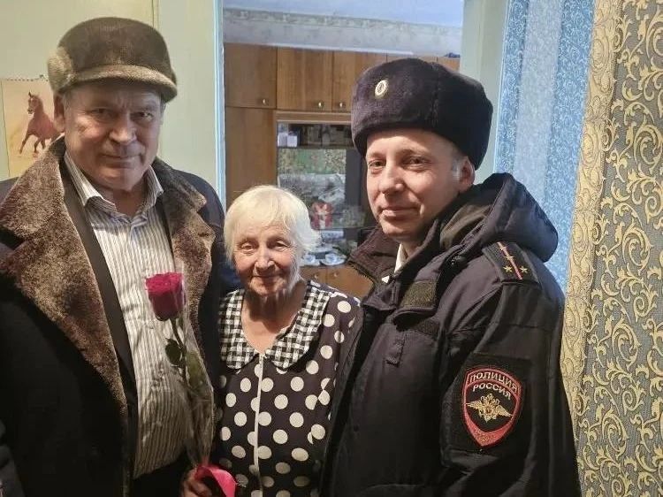 � ��������-��������� ������ ���������� ������� �������������� � ������������� ����� �8 ����� � � ������ ���