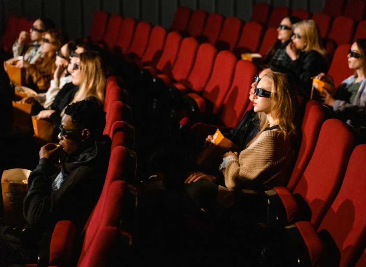 Запрет на прокат фильмов, дискредитирующих Россию, обсудят в Госдуме