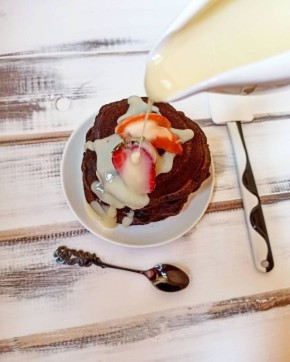 Шоколадные панкейки: завтрак, который покорит ваши выходные