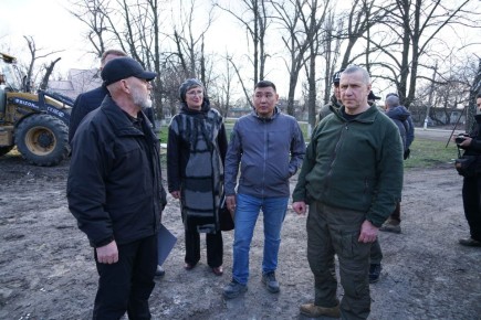 Юрий Трутнев проверил ход восстановительных работ на подшефных Дальнему Востоку территориях ДНР