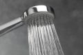 Как вернуть мощный напор душа: простые советы по очистке лейки