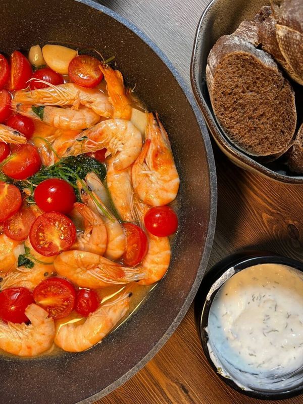 Креветки в пиве всего за 15 минут: идеальное блюдо для вечеринки