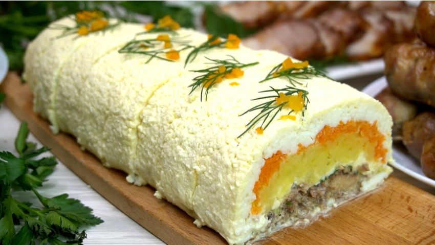 Нежный рулет «Мимоза»: новый взгляд на классический салат на праздничный стол