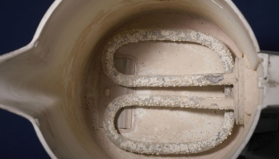 Накипь в чайнике: как с ней разобраться раз и навсегда