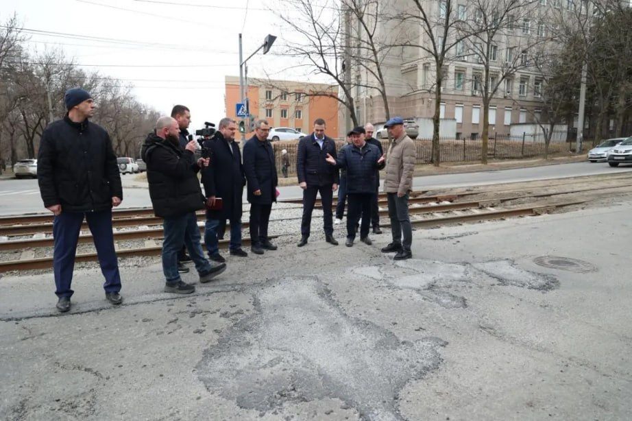 Дмитрий Демешин направит дополнительные средства на ремонт улиц Хабаровска