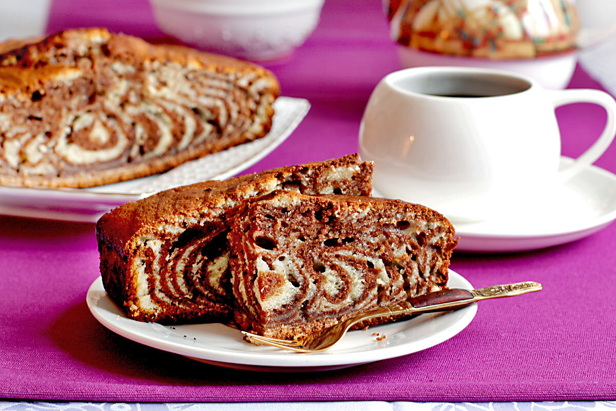 Пирог Зебра на сметане: удивительное лакомство для любого стола