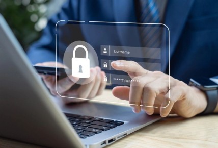 Имена, фамилии, бренды: аналитик назвал самые популярные у россиян пароли