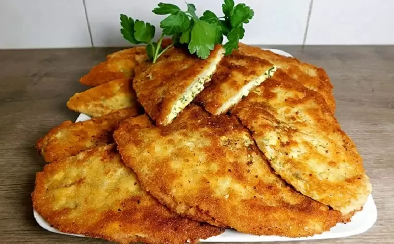 Новый взгляд на традиционные чебуреки с капустой вместо теста