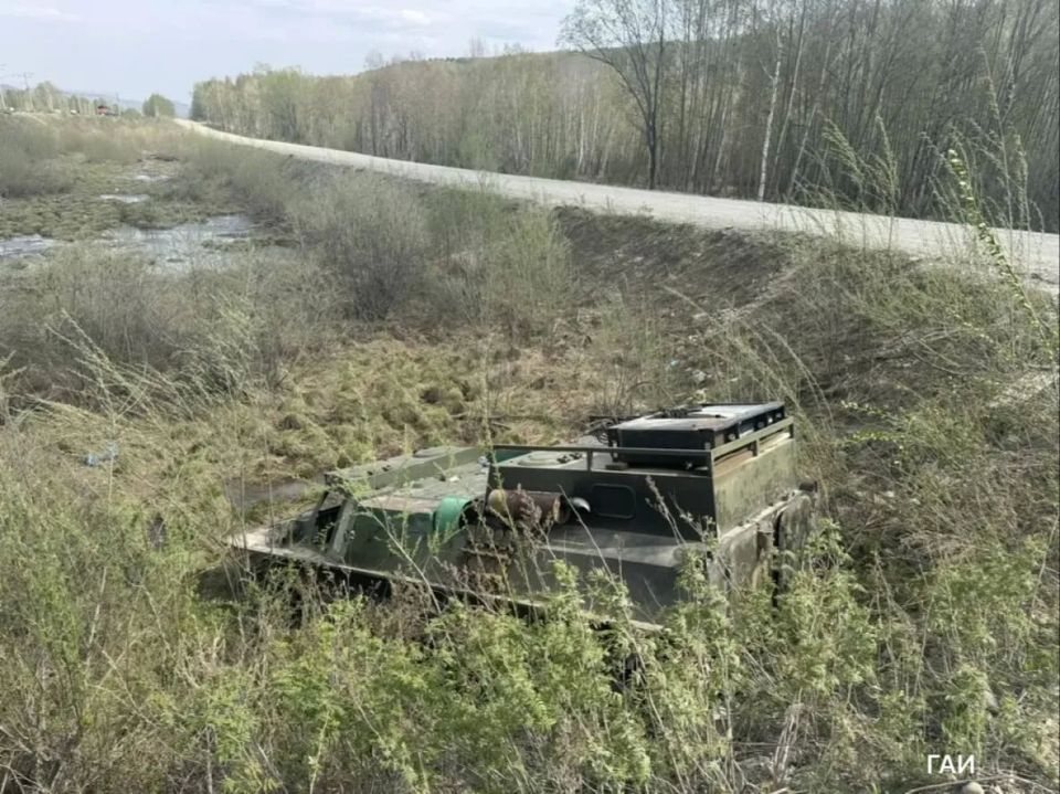 В Хабаровском крае разбилась машина лесоохраны В Хабаровском крае разбилась машина лесоохраны