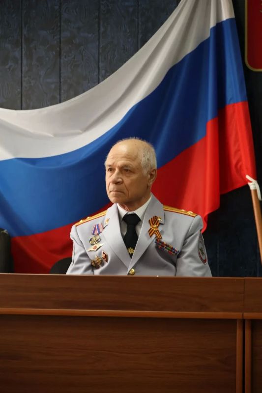 Ветераны Дальневосточной транспортной полиции поддержали военнослужащих, принимающих участие в Специальной военной операции Ветераны Дальневосточной транспортной полиции поддержали военнослужащих, принимающих участие в Специальной военной операции