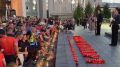 Ночной патриотический забег «Свеча памяти» прошёл в Хабаровске. Участники пробежали 1418 метров — столько же дней шла Великая Отечественная война. На финальной точке хабаровчане зажгли 1418 свечей