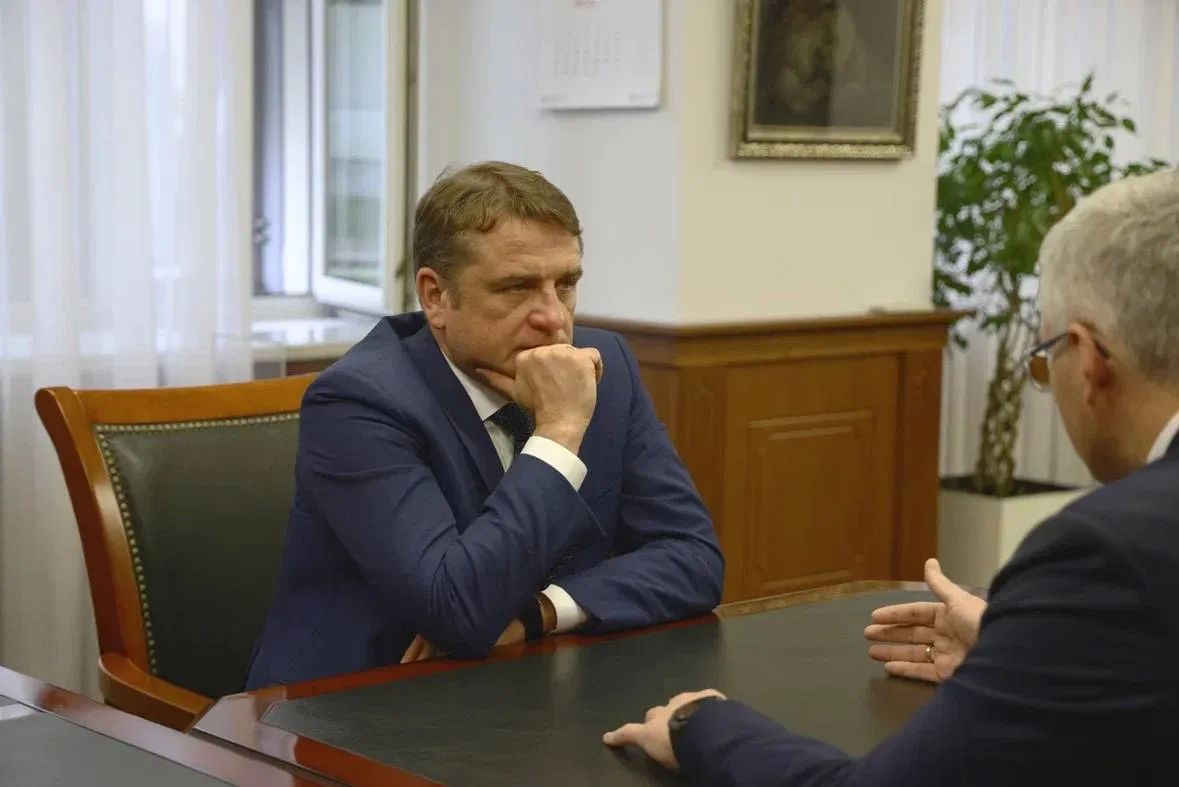 Глава Росрыболовства Илья Шестаков оценил ход лососевой путины во время рабочей поездки на Камчатку Глава Росрыболовства Илья Шестаков оценил ход лососевой путины во время рабочей поездки на Камчатку