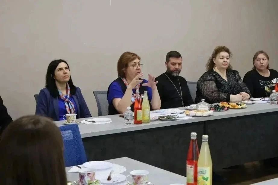 Более 200 участников СВО и членов их семей уже получили помощь в Семейных гостиных с начала года
