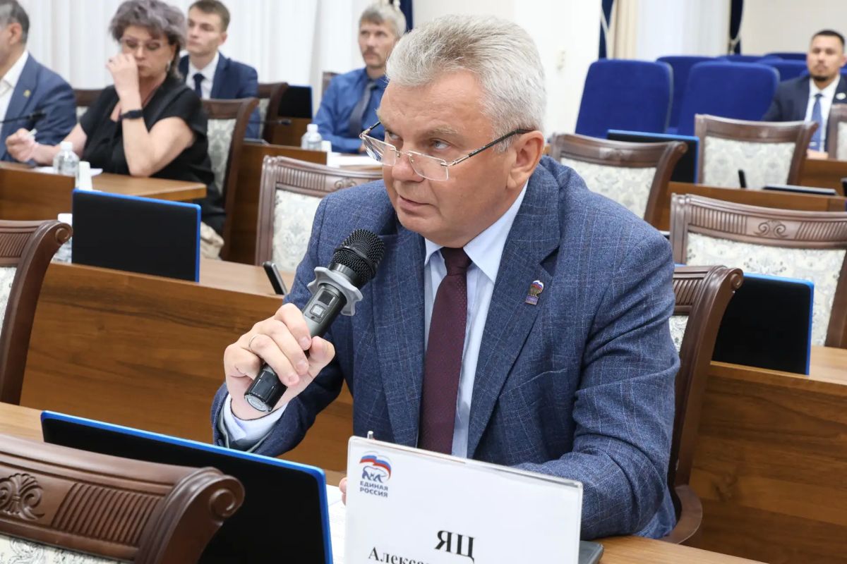 В Законодательной Думе Хабаровского края обсудили исполнение закона о регулировании продажи алкоголя В Законодательной Думе Хабаровского края обсудили исполнение закона о регулировании продажи алкоголя