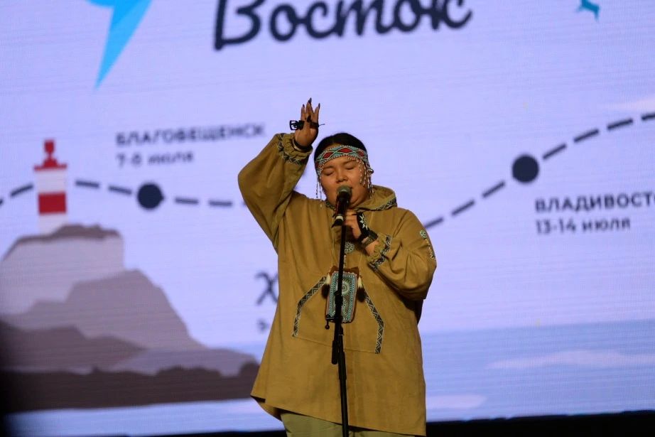 27 исполнителей края выступили на региональном финале проекта «Родники 27 исполнителей края выступили на региональном финале проекта «Родники