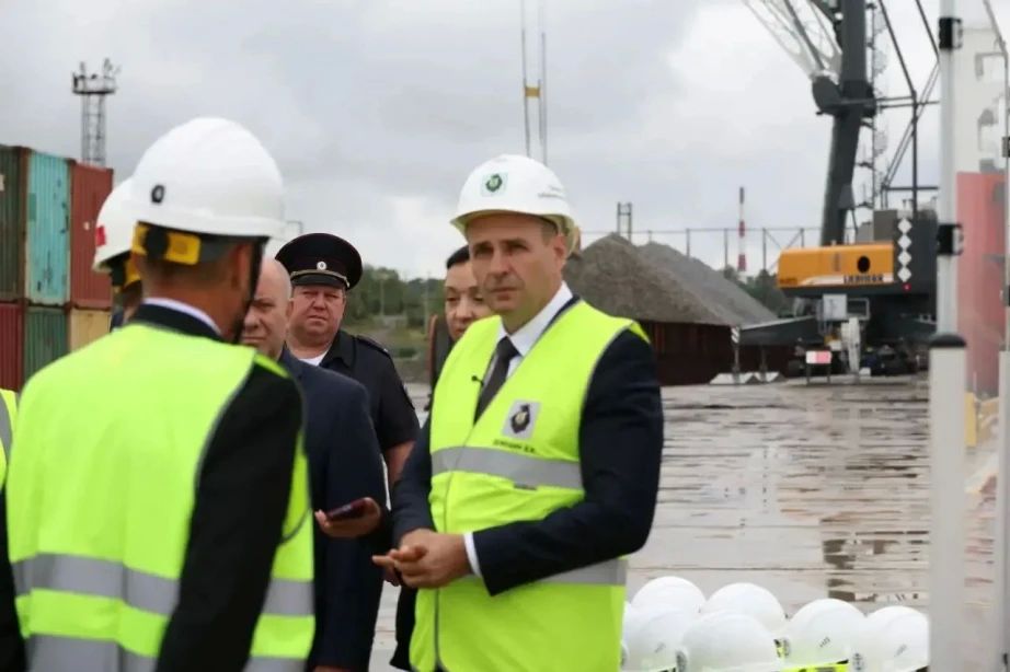 Больше социальных грузов будет доставлять морской терминал в Советской Гавани жителям удаленных городов и сел края Больше социальных грузов будет доставлять морской терминал в Советской Гавани жителям удаленных городов и сел края