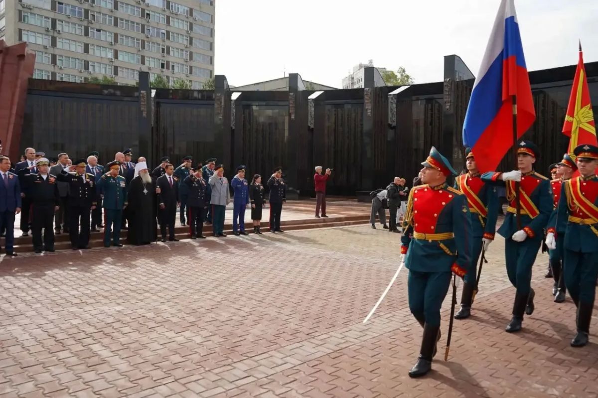 Начальник краевого ведомства генерал-майор полиции Андрей Шабашов принял участие в мероприятиях, посвященных 81-й годовщине Победы над милитаристской Японией и окончания Второй мировой войны Начальник краевого ведомства генерал-майор полиции Андрей Шабашов принял участие в мероприятиях, посвященных 81-й годовщине Победы над милитаристской Японией и окончания Второй мировой войны