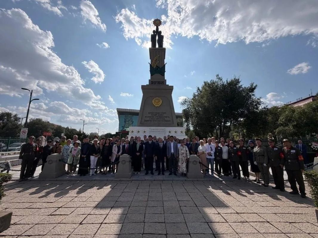 По случаю 81-й годовщины Победы над милитаристской Японией и окончания Второй мировой войны в Харбине прошли памятные мероприятия По случаю 81-й годовщины Победы над милитаристской Японией и окончания Второй мировой войны в Харбине прошли памятные мероприятия