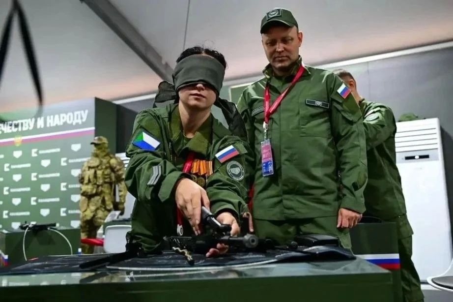 Центр «ВОИН» в Хабаровске получит современное оборудование от Концерна «Калашников» Центр «ВОИН» в Хабаровске получит современное оборудование от Концерна «Калашников»
