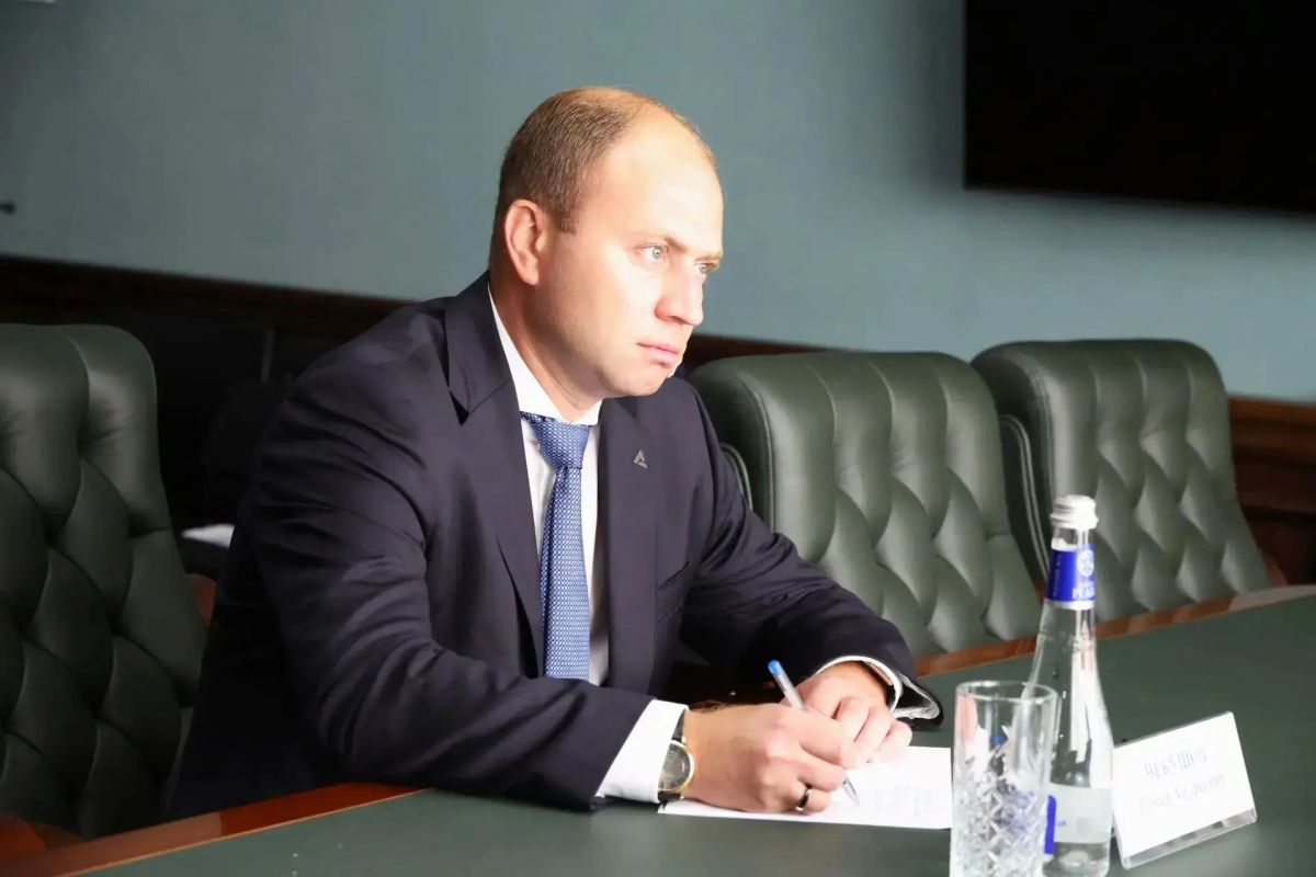 Дмитрий Демешин встретился с заместителем министра промышленности и торговли РФ Романом Чекушовым Дмитрий Демешин встретился с заместителем министра промышленности и торговли РФ Романом Чекушовым