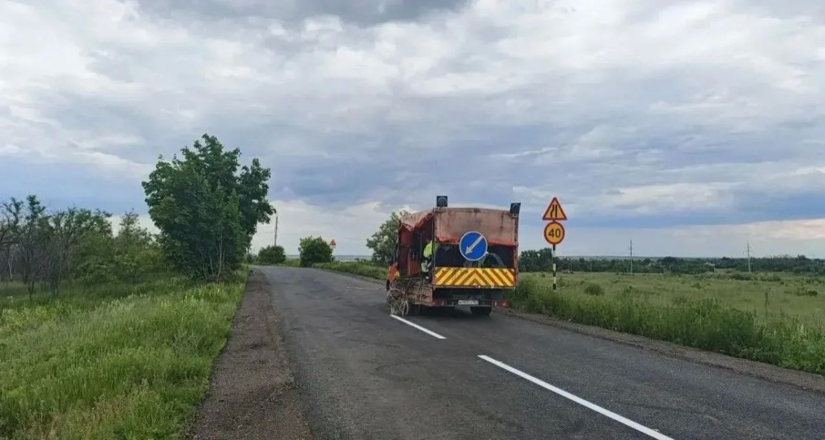 Восстановили ключевые дороги Дебальцево! Восстановили ключевые дороги Дебальцево!