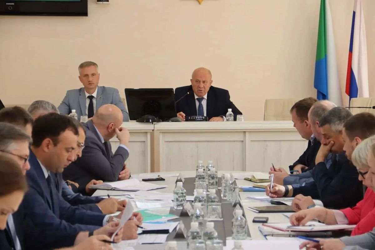 Сергей Кравчук: Провел аппаратное совещание Сергей Кравчук: Провел аппаратное совещание