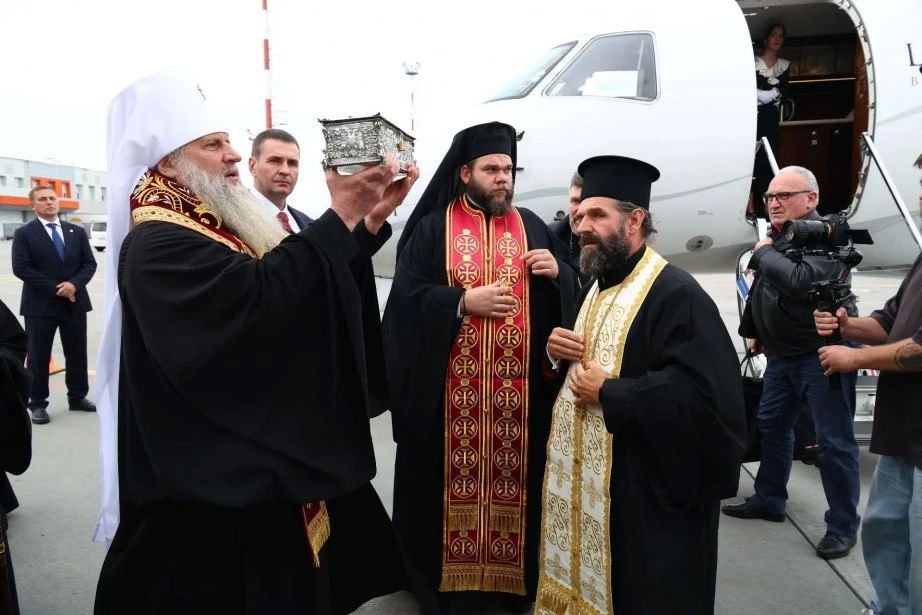 Десница святителя Спиридона Тримифунтского прибыла в Хабаровск Десница святителя Спиридона Тримифунтского прибыла в Хабаровск