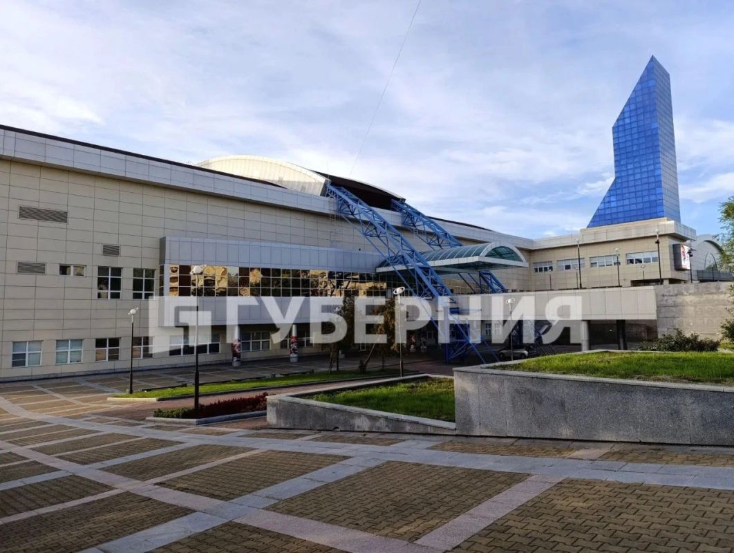 Для хоккейных баталий и незабываемых концертов: почему хабаровчане любят «Платинум Арену» Для хоккейных баталий и незабываемых концертов: почему хабаровчане любят «Платинум Арену»