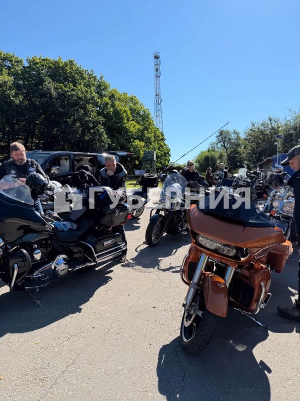 Дмитрий Демешин возглавил мотопробег ко Дню победы во Второй мировой войне Дмитрий Демешин возглавил мотопробег ко Дню победы во Второй мировой войне