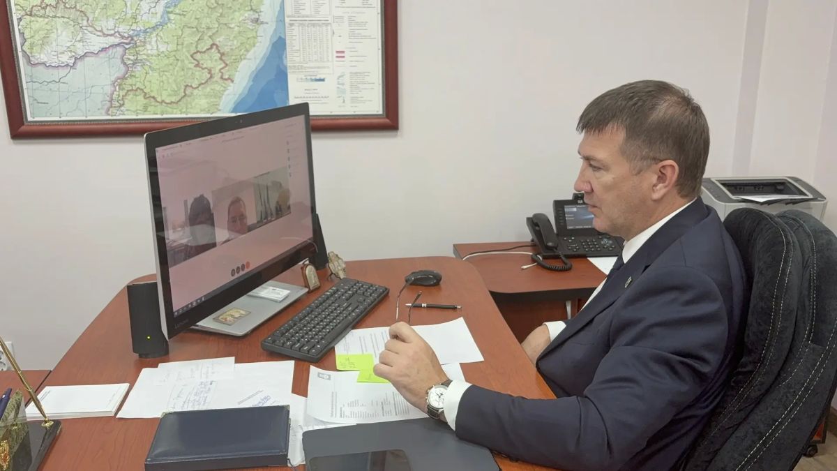 Доступ к наличным и удобные платежи: для жителей АяноМайского района нашли решение