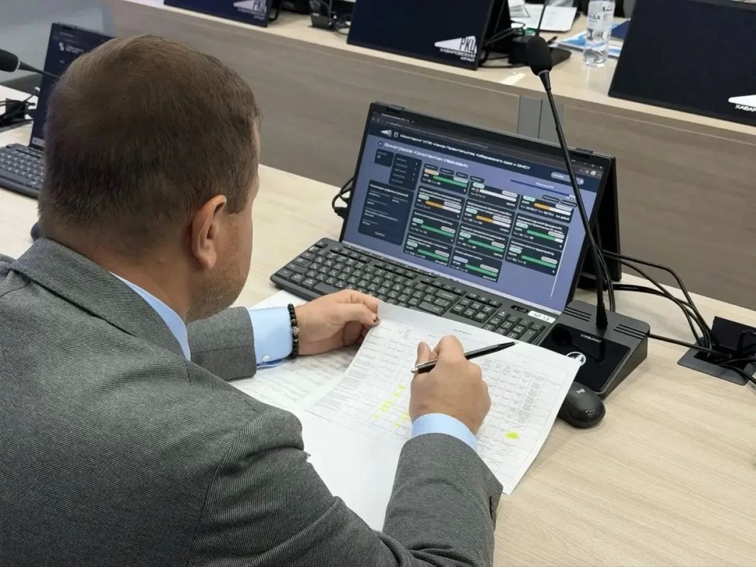 По поручению Губернатора Дмитрия Демешина в крае проведён ряд заседаний рабочей группы, посвящённых актуализации ключевых показателей эффективности деятельности исполнительных органов власти края и органов местного... По поручению Губернатора Дмитрия Демешина в крае проведён ряд заседаний рабочей группы, посвящённых актуализации ключевых показателей эффективности деятельности исполнительных органов власти края и органов местного...
