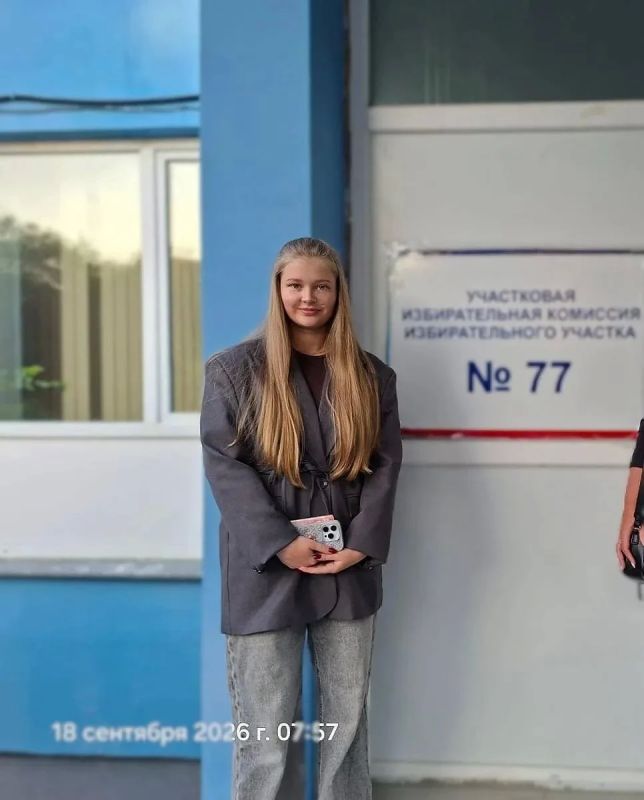 Давай делать нашу страну сильнее — шаг за шагом Давай делать нашу страну сильнее — шаг за шагом
