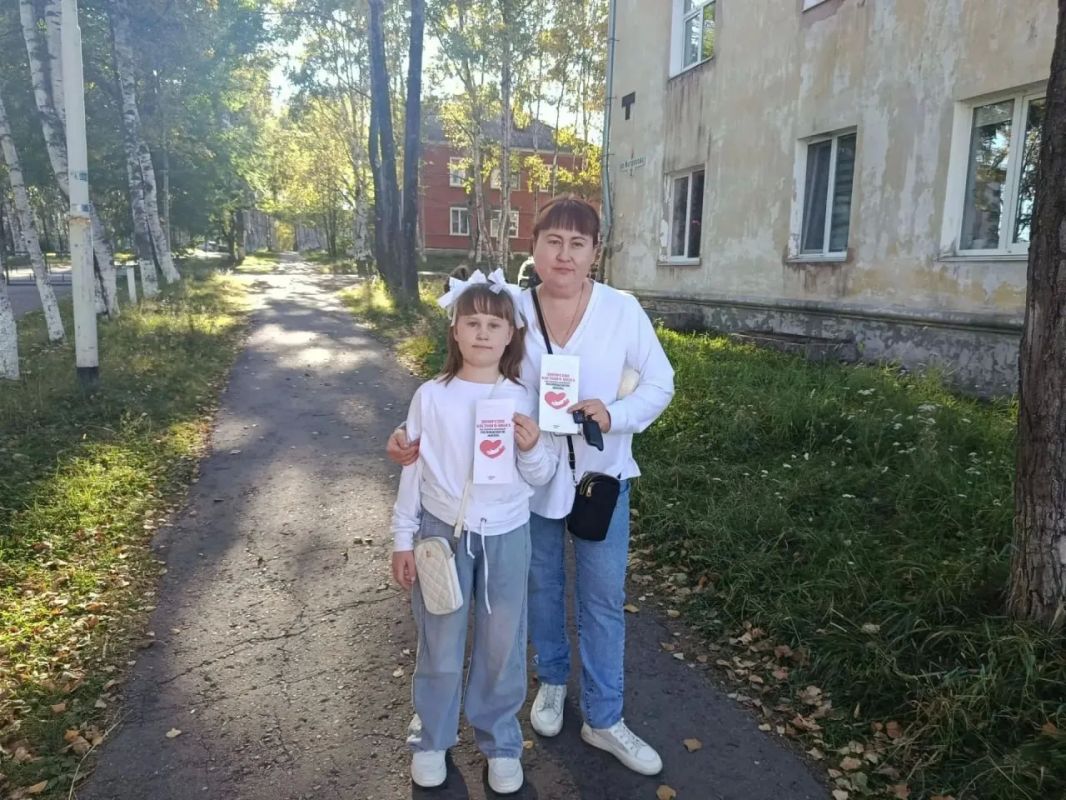 Иногда всё начинается с простого разговора Иногда всё начинается с простого разговора