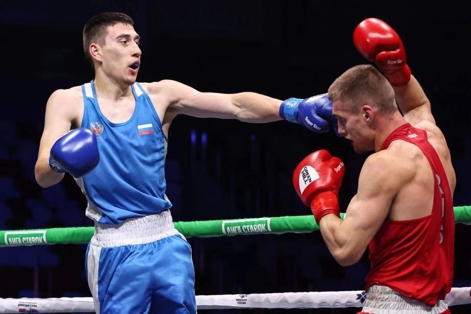 Сборная Хабаровского края стала третьей в командном зачете на 35-м чемпионате России по боксу Сборная Хабаровского края стала третьей в командном зачете на 35-м чемпионате России по боксу