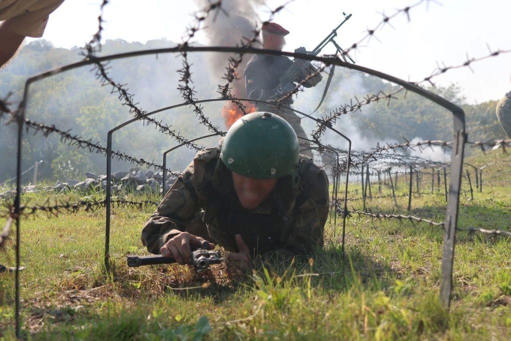 Военнослужащие спецназа приняли участие в испытаниях на право ношения крапового берета Военнослужащие спецназа приняли участие в испытаниях на право ношения крапового берета