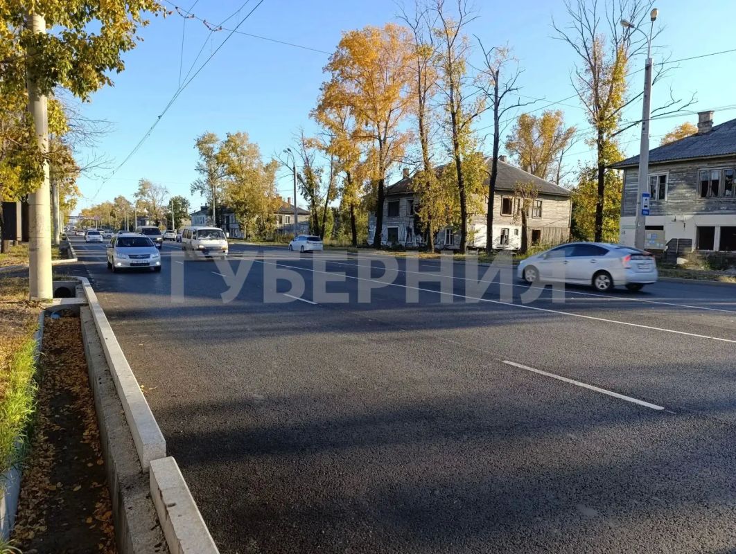 Реконструкция проспекта 60-летия Октября в Хабаровске фактически завершена Реконструкция проспекта 60-летия Октября в Хабаровске фактически завершена