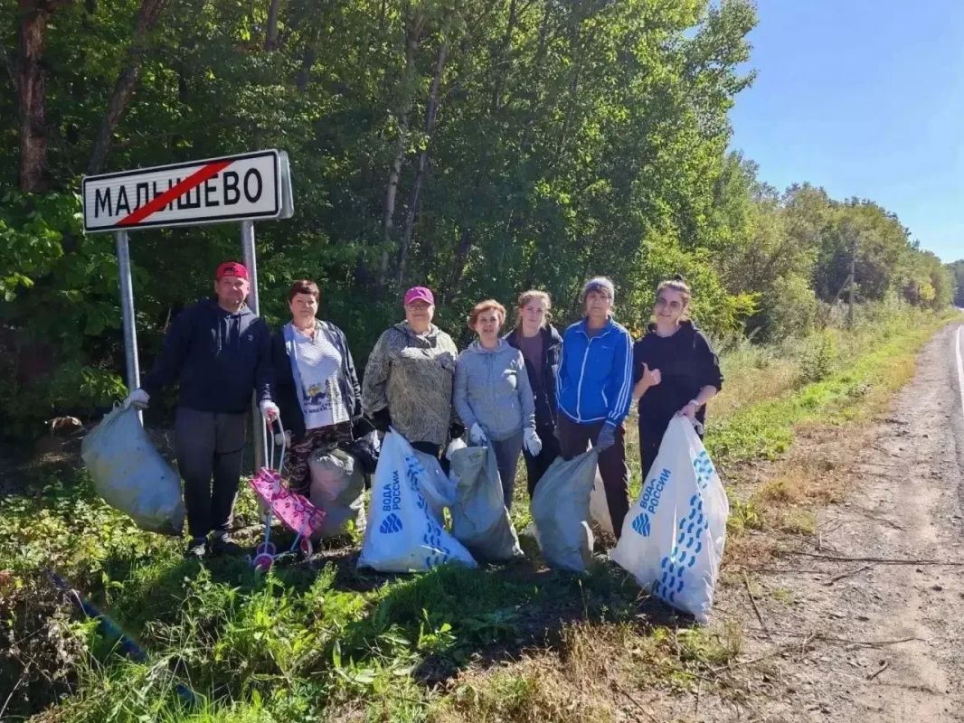 Один край — одна забота: в Хабаровском крае состоялся осенний субботник Один край — одна забота: в Хабаровском крае состоялся осенний субботник