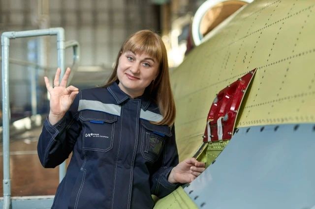 «А ну-ка, девушки!»: в Хабаровском крае впервые выбрали лучших работниц промышленности «А ну-ка, девушки!»: в Хабаровском крае впервые выбрали лучших работниц промышленности