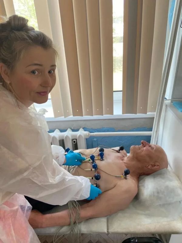 В октябре врачи выездных мобильных бригад посетят 35 населенных пунктов края В октябре врачи выездных мобильных бригад посетят 35 населенных пунктов края