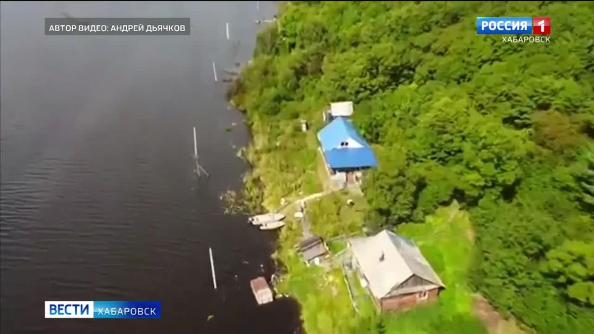 Сосед белого шамана: национальный мастер-косторез представил необычную выставку в Городе юности