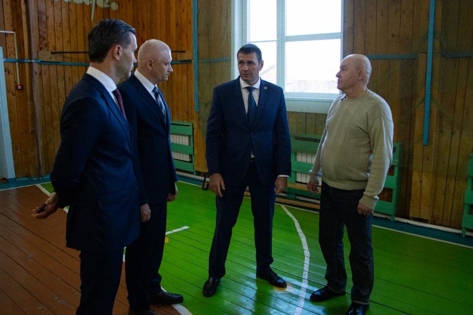 Новый спортивный зал, оборудование и теплые полы: в удаленных районах края продолжается модернизация школ и других соцобъектов Новый спортивный зал, оборудование и теплые полы: в удаленных районах края продолжается модернизация школ и других соцобъектов