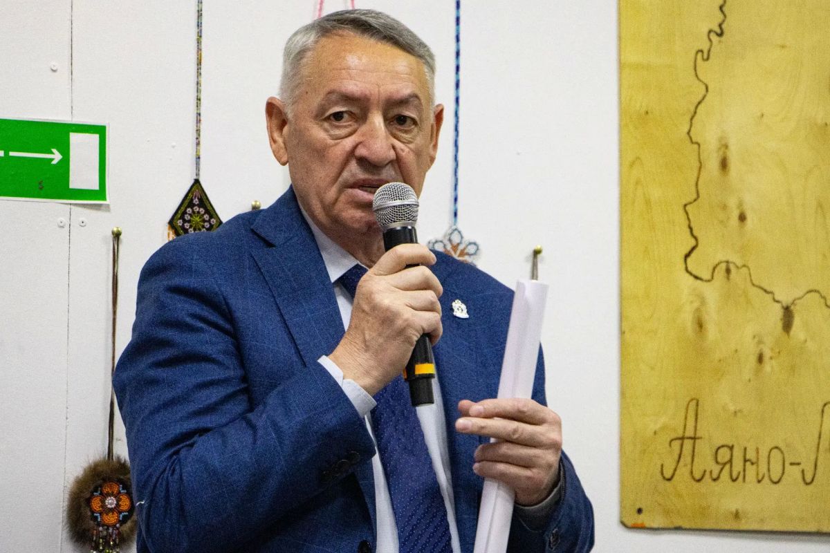 Дмитрий Демешин: Больше продуктов по доступным ценам теперь будем доставлять в Аяно-Майский район Дмитрий Демешин: Больше продуктов по доступным ценам теперь будем доставлять в Аяно-Майский район